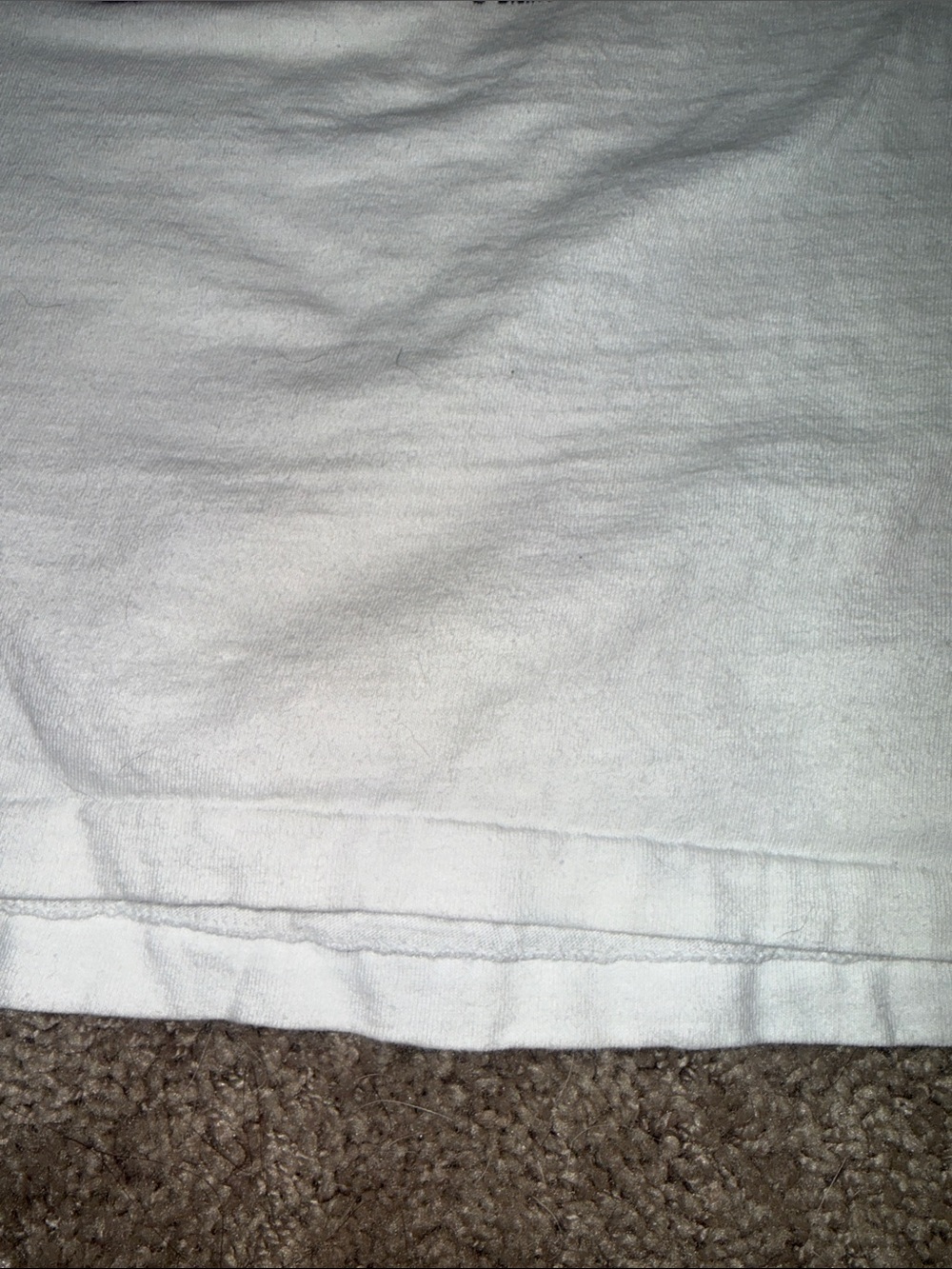 Vintage Disney Minnie Mouse White Kids T-Shirt with Red Accent - Picture 5 of 5
